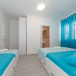 Lägenhet Deluxe F & M