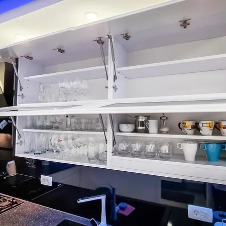 Apartment Deluxe F & M