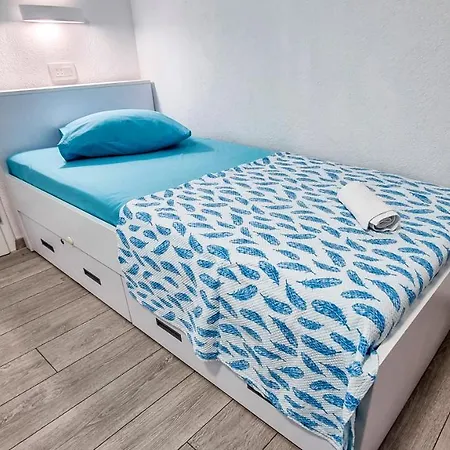Apartment Deluxe F & M *