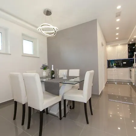 Apartamento Deluxe F & M